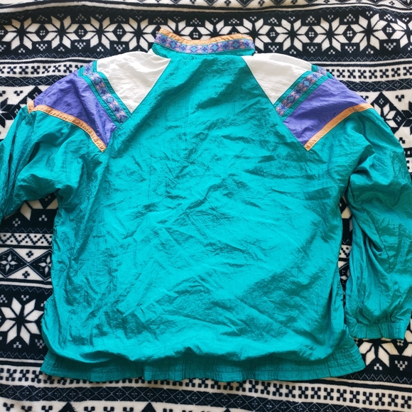 Vintage Womens Windbreaker - Picture 3 of 5